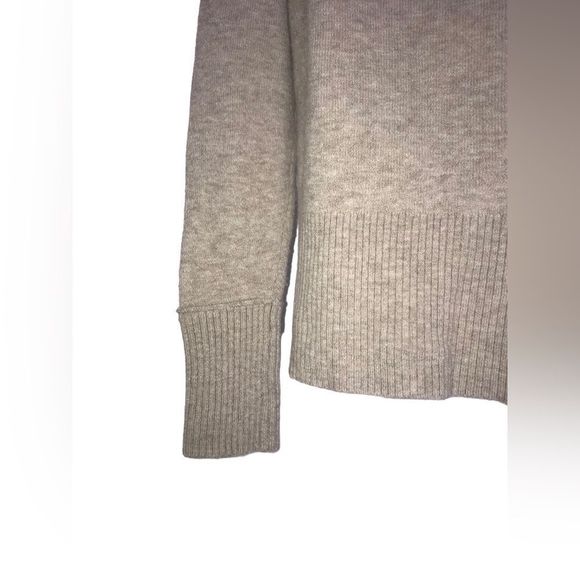 Cozy Beige Merino Alpaca Turtleneck Sweater - Picture 3 of 7